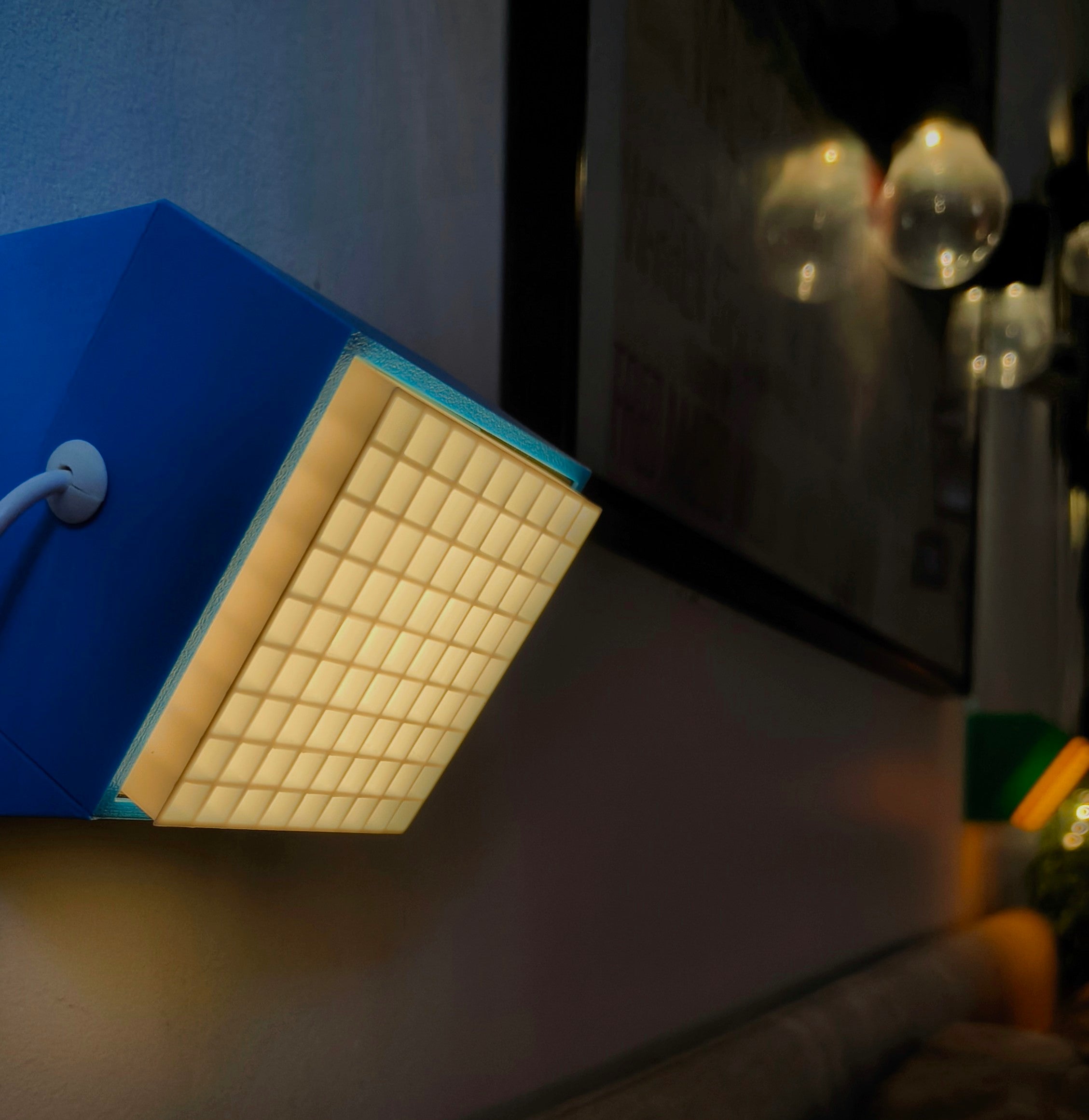 Modular Wall Lamp - oo1 -  [Cyan & Orange / White]