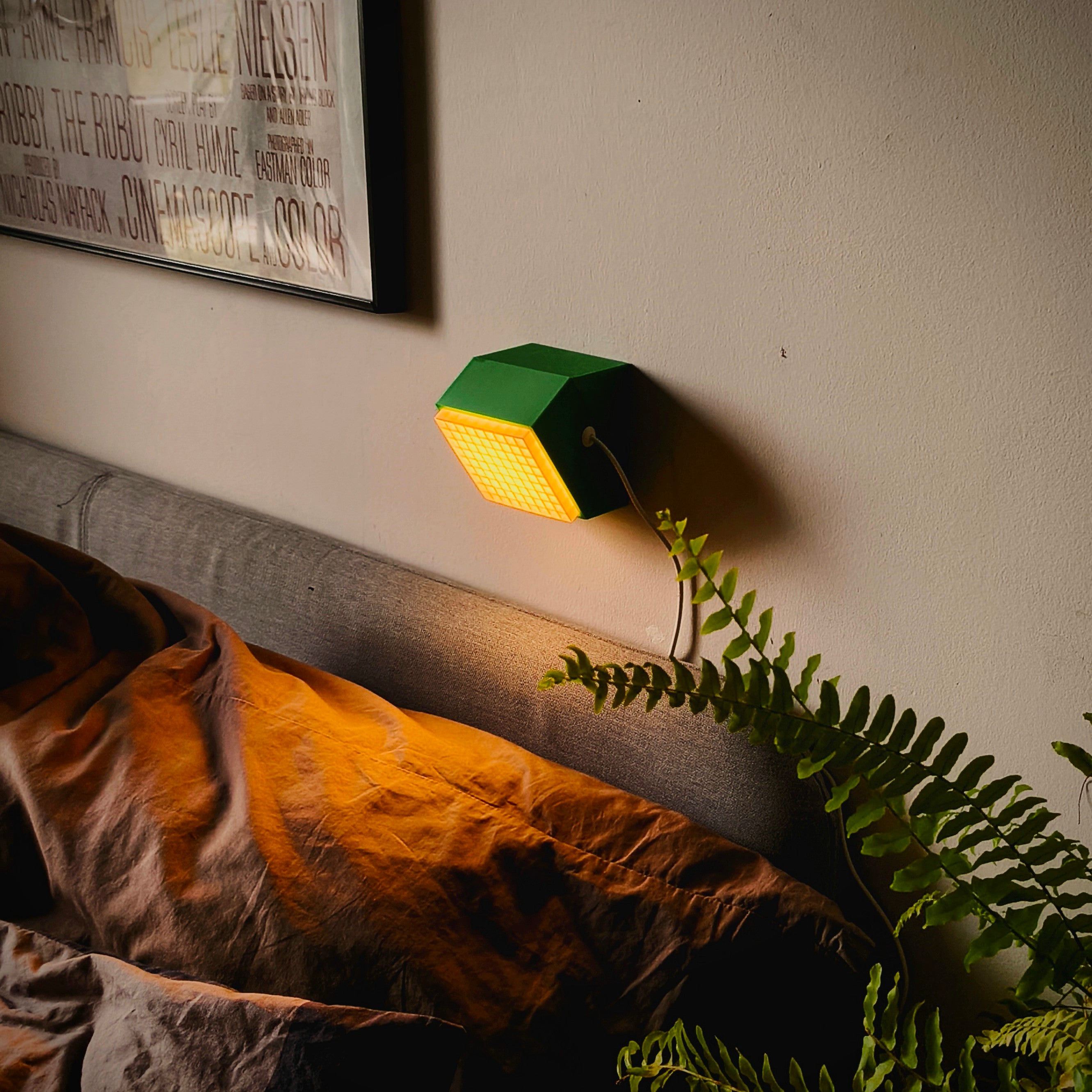 Modular Wall Lamp - oo1 - Bambu Green / Sunflower Yellow [white]